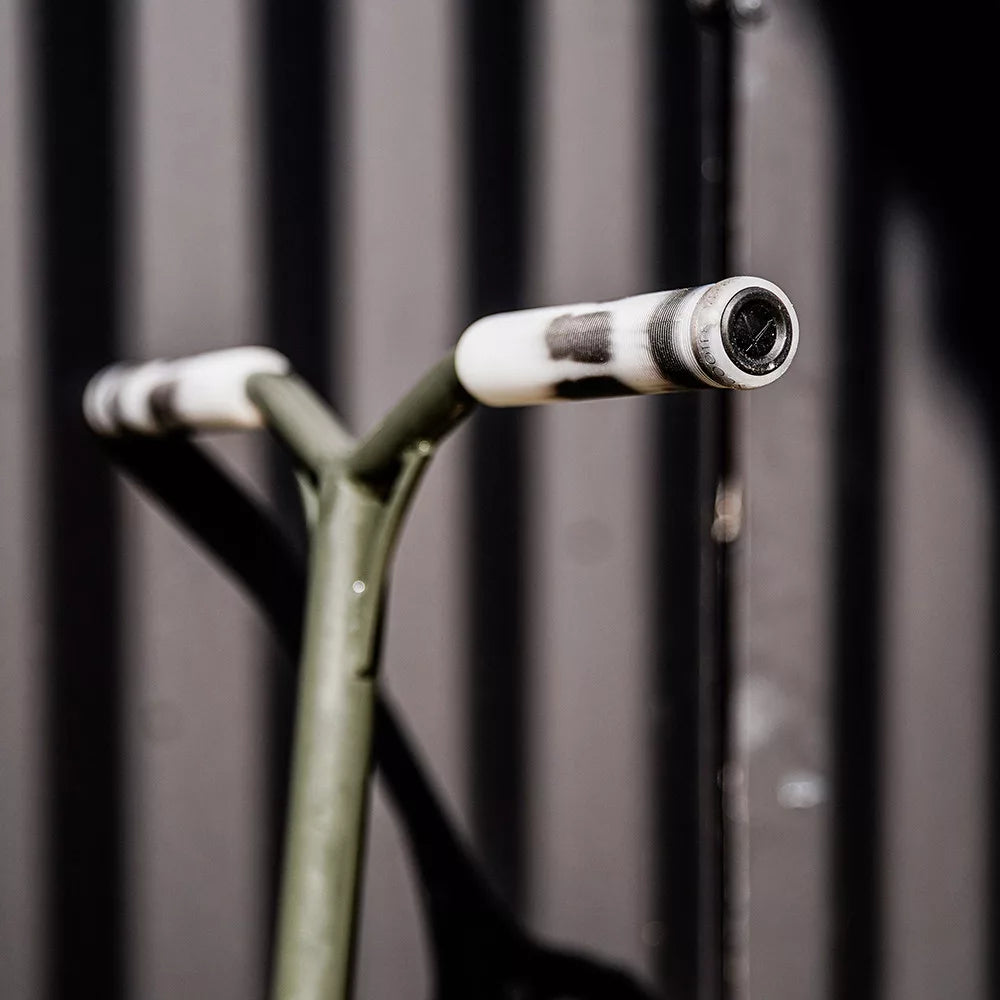 Trottinette Versatyl Bloody Mary V2 Noir