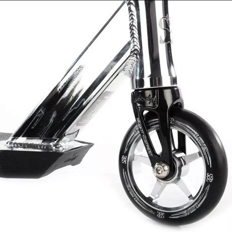 Versatyl Bloody Mary V2 S2S : la trottinette signature de Scoot2Street