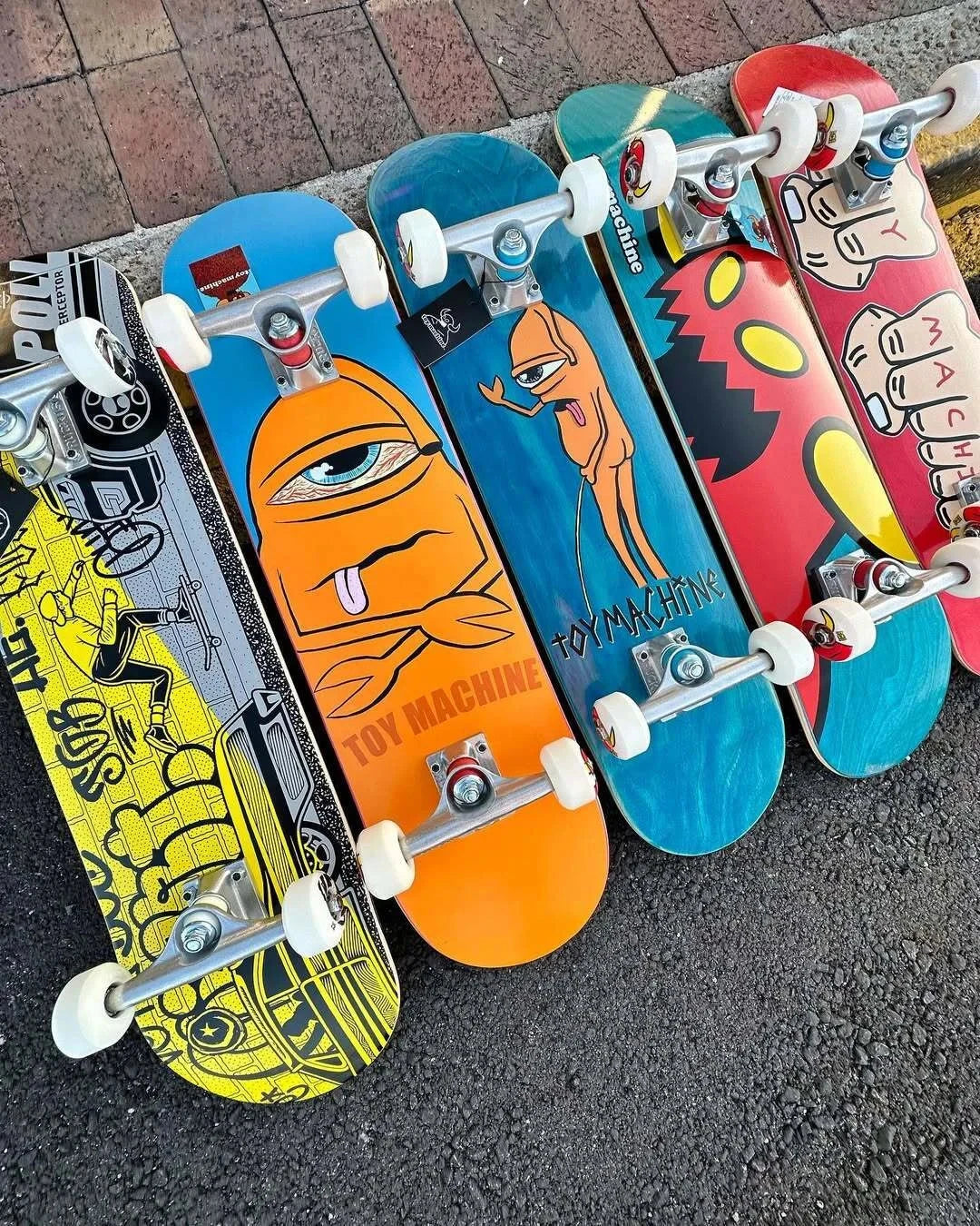 Skateboards complets