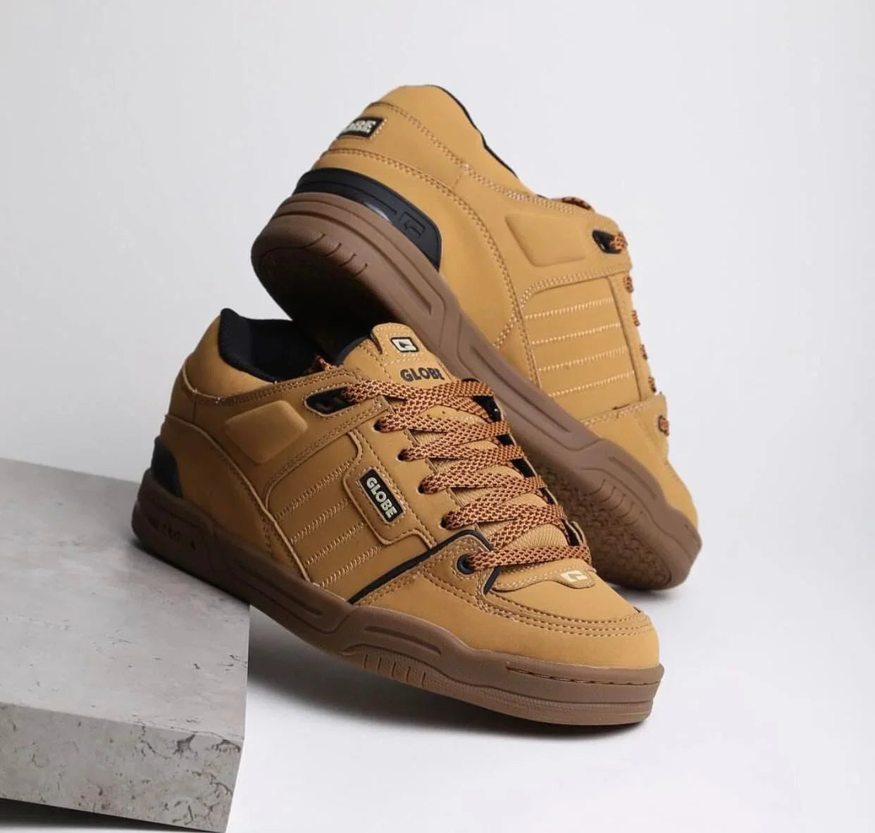 Chaussures Globe femme