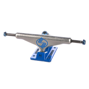 Silver M-Cls 8.25 Skateboard Truck 2