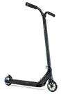 Trottinette freestyle Ethic DTC Erawan V2 Néochrome complète, vue de profil, guidon Y-bar noir et pièces irisées