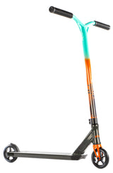 Trottinette freestyle Versatyl Bloody Mary Orange Bleu complète, vue de profil, guidon Y-bar noir et pièces noir